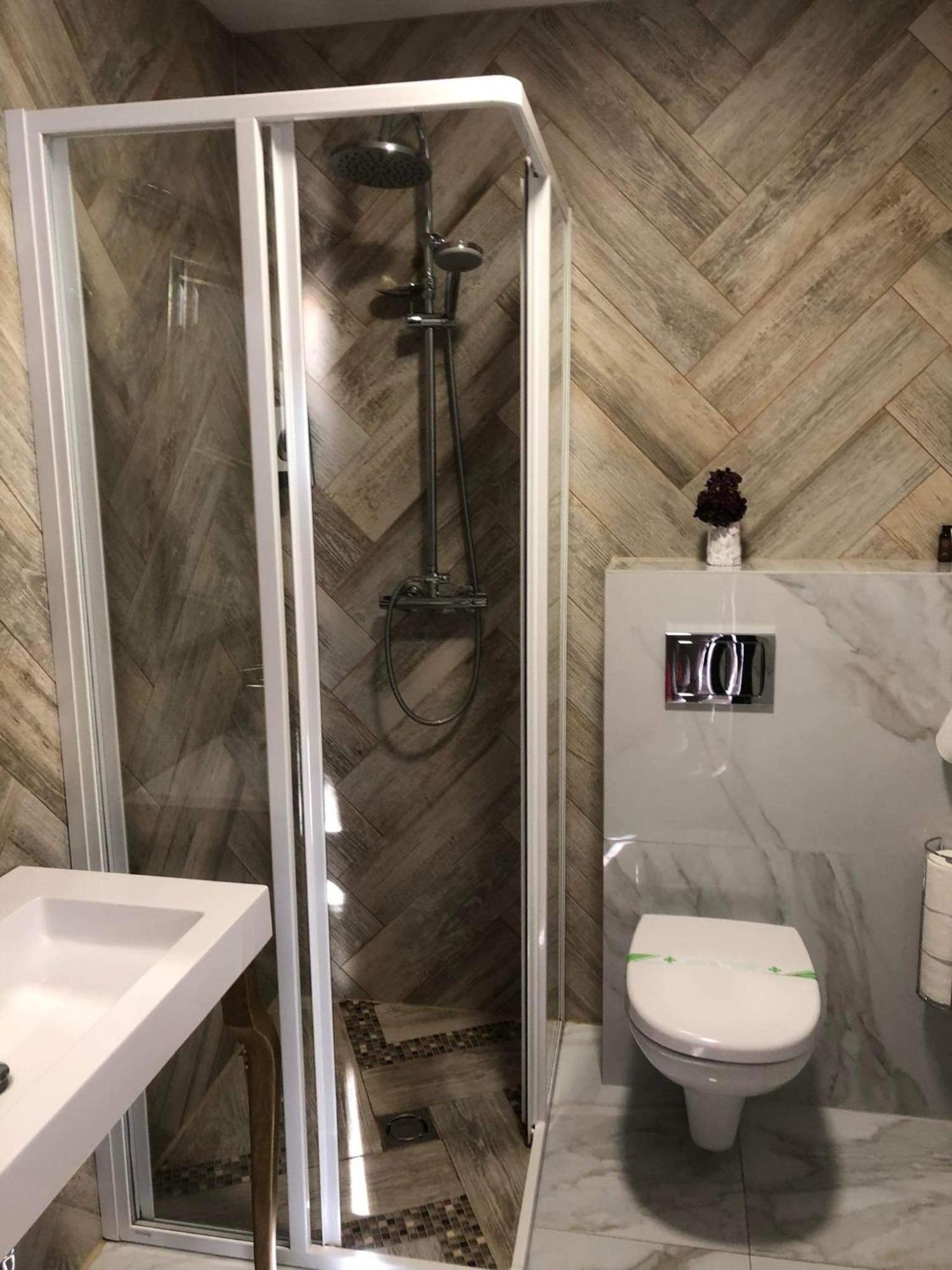 Dp Art Residence - Self Check In Kaunas Room photo